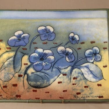 Arabia HLS seinätaulu, Lumottu maa, suunnittelija Heljä Liukko-Sundström, Lumottu maa