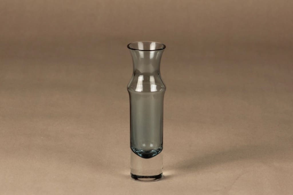 Riihimäen lasi maljakko, pieni, suunnittelija Tamara Aladin, pieni