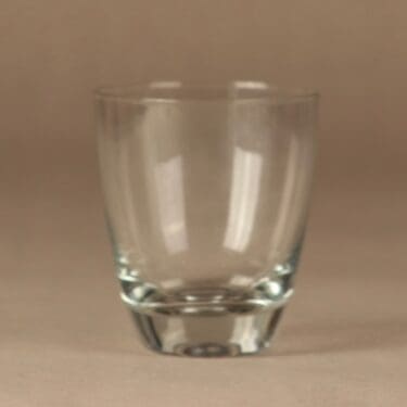 Riihimäen lasi lasi, 15, suunnittelija , 15