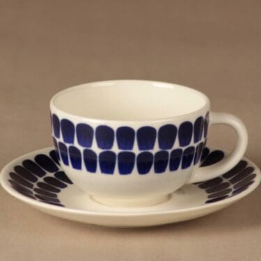 Arabia 24 h Tuokio kahvikuppi, sininen, valkoinen, suunnittelija Heikki Orvola,