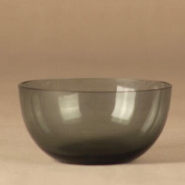 Iittala 1340 jälkiruokamalja, harmaa, suunnittelija Kaj Franck,