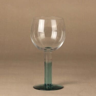 Nuutajärvi Mondo viinipokaali, 75 cl, suunnittelija Kerttu Nurminen, 75 cl