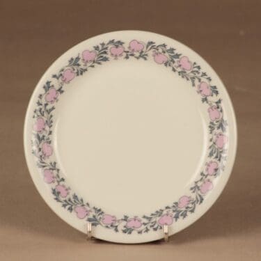 Arabia Hertta plate 17 cm designer Raija Uosikkinen
