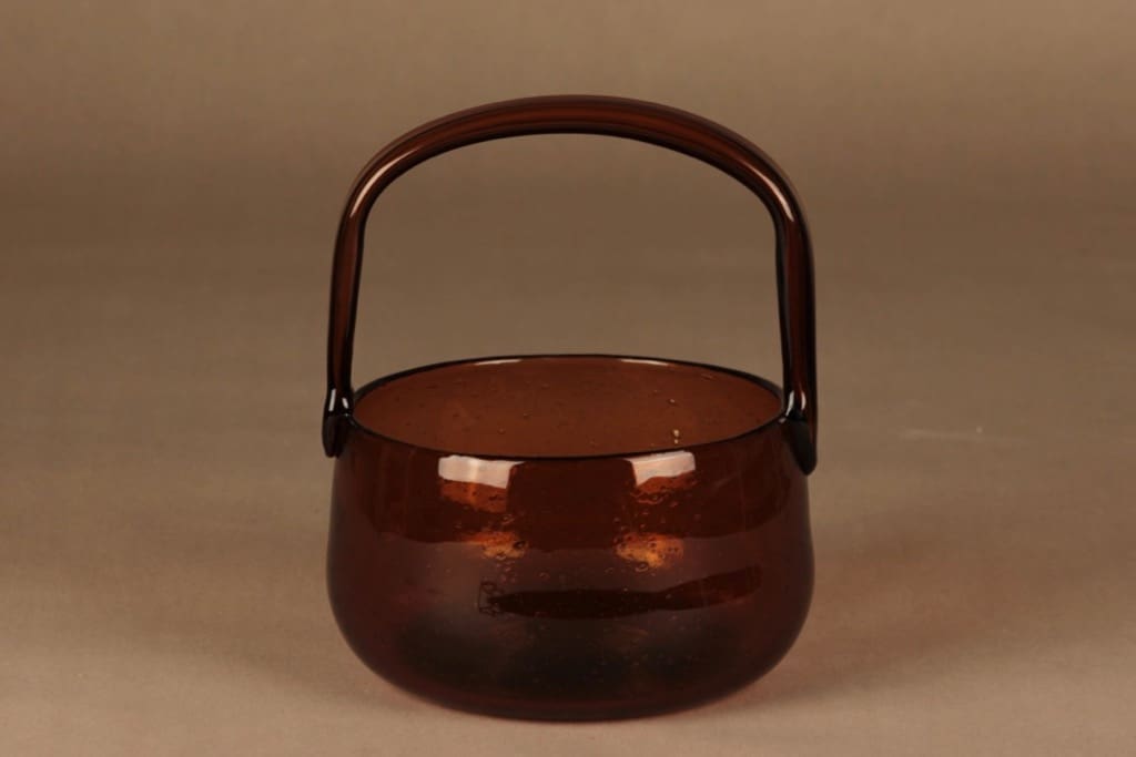 Nuutajärvi Sargasso lasikori, signeerattu, suunnittelija Kaj Franck, signeerattu