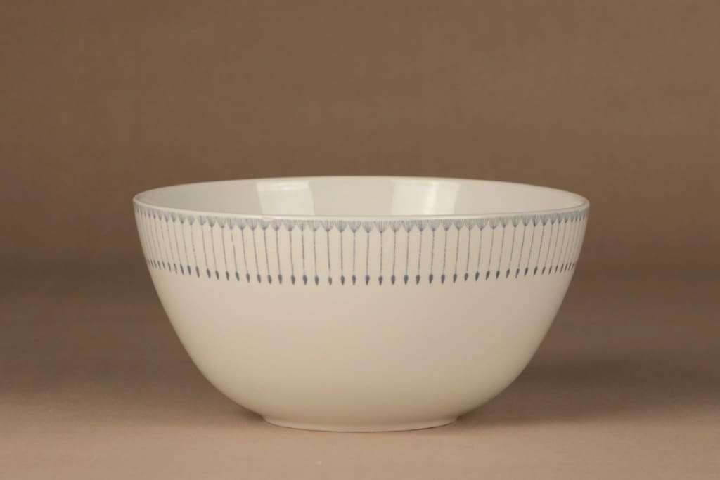 Arabia Heini kulho, punainen, lysteri, suunnittelija Raija Uosikkinen, kuparipainokoriste