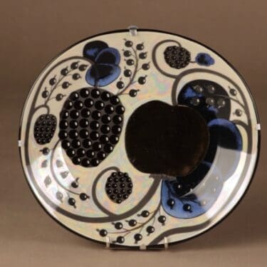 Arabia Elegance 5 taidekeramiikkalautanen, Omena, suunnittelija Birger Kaipiainen, Omena, Pro Arte, numeroitu