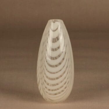 Kumela maljakko, signeerattu, suunnittelija Maija Carlson, signeerattu