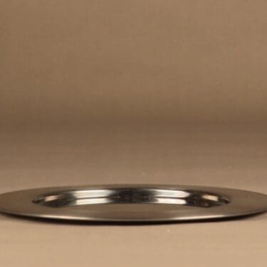 OPA lautanen, teräs, suunnittelija Timo Sarpaneva,