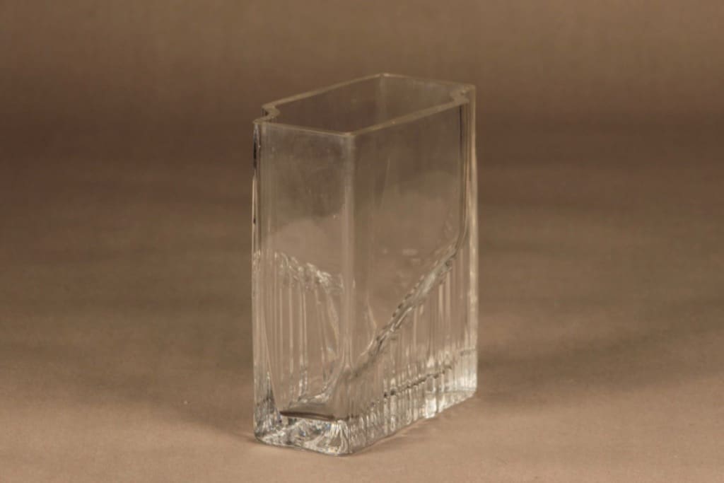 Iittala Sointu maljakko, kirkas, suunnittelija Tapio Wirkkala, kuva 2