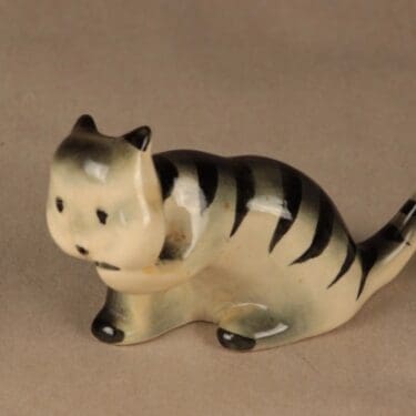 Arabia figuuri, Kissa, suunnittelija Michael Schilkin, Kissa