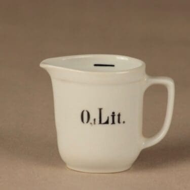 Arabia AR mittakaadin, 0.1 l, suunnittelija , 0.1 l