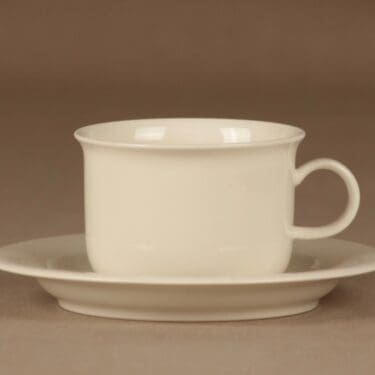 Arabia KS Arctica teekuppi, valkoinen, suunnittelija Inkeri Leivo,