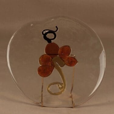 Nuutajärvi Riippu lasiveistos, signeerattu, suunnittelija Oiva Toikka, signeerattu