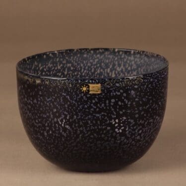 Nuutajärvi Tunturissa malja suunnittelija Oiva Toikka