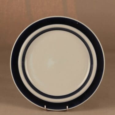 Arabia Anemone lautanen, 25.5 cm, suunnittelija Ulla Procope, 25.5 cm, raitakoriste