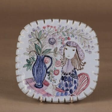 Arabia seinätaulu, käsinmaalattu, suunnittelija Esteri Tomula, käsinmaalattu, signeerattu