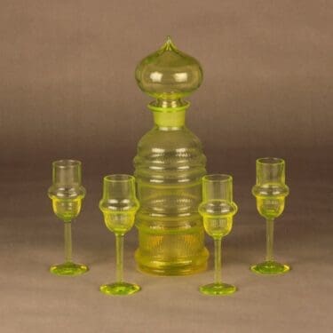 Riihimäen lasi Sulttaani Karahvi ja 4 lasia, keltainen, suunnittelija Nanny Still,