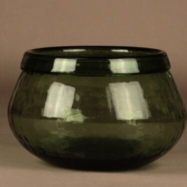 Riihimäen lasi Neptuna malja, vihreä, suunnittelija Nanny Still,