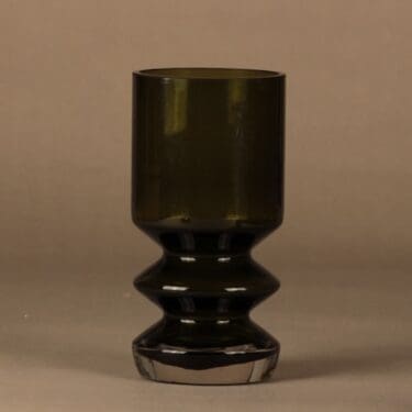 Riihimäen lasi maljakko, vihreä, suunnittelija Tamara Aladin,