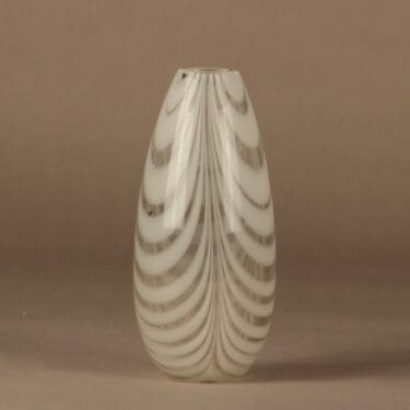 Kumela maljakko, signeerattu, suunnittelija Maija Carlson, signeerattu