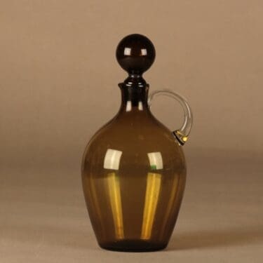 Nuutajärvi 2501 karahvi, 0.8 l, suunnittelija Saara Hopea, 0.8 l