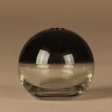 Iittala Tantrapallo art glass, signed designer Timo Sarpaneva