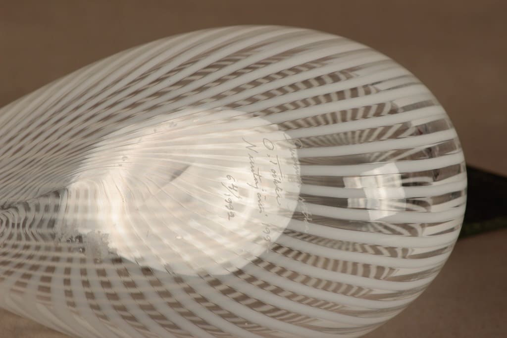 Nuutajärvi lintu , Suomen Sotka, suunnittelija Oiva Toikka, Suomen Sotka, signeerattu, numeroitu kuva 5