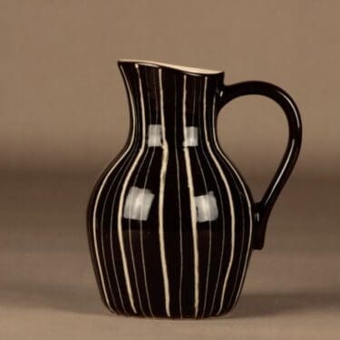 Arabia Siena pitcher, hand-scratched designer Raija Uosikkinen