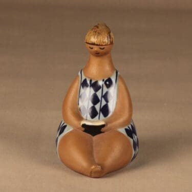 Gustavsberg figuuri, Amalia, suunnittelija Lisa Larsson, Amalia