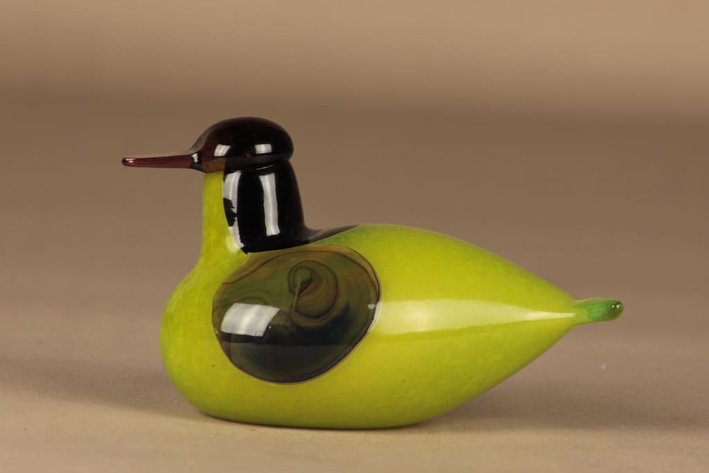 Nuutajärvi lintu , Tavi, suunnittelija Oiva Toikka, Tavi , signeerattu