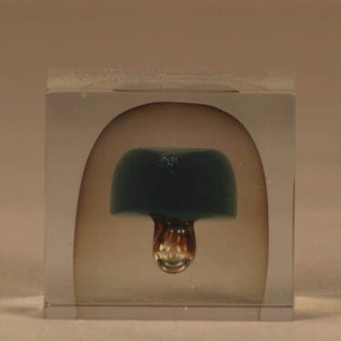 Nuutajärvi Vuosikuutio taide-esine, 1989, suunnittelija Oiva Toikka, 1989, signeerattu, numeroitu