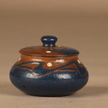 Savilinna sokerikko, käsinmaalattu, suunnittelija Alfred Willian Finch, käsinmaalattu, reprika