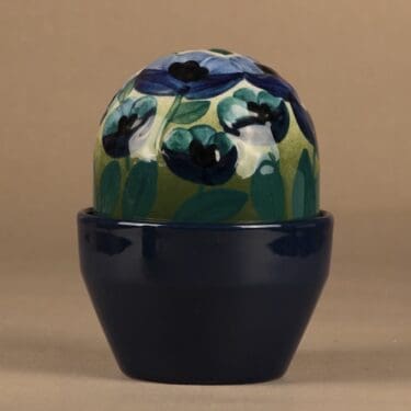 Arabia Ikikukka Ikikukka, Soilikki, suunnittelija Heljä Liukko-Sundström, Soilikki, käsinmaalattu, signeerattu