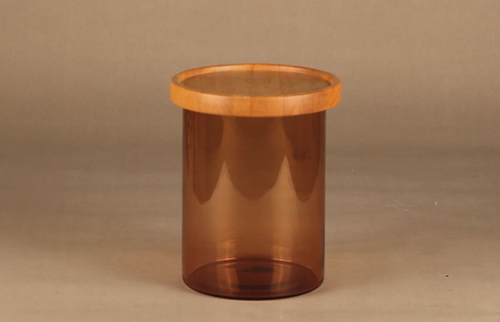 Nuutajärvi Purtilo purkki, puukannella, suunnittelija Kaj Franck, puukannella