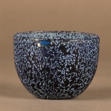 Nuutajärvi Tunturissa malja, Kaamos, suunnittelija Oiva Toikka, Kaamos