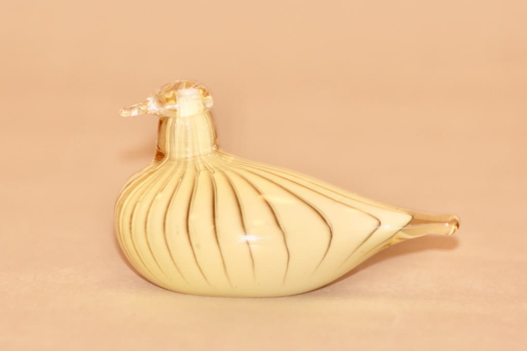 Nuutajärvi lintu Kurmitsa suunnittelija Oiva Toikka