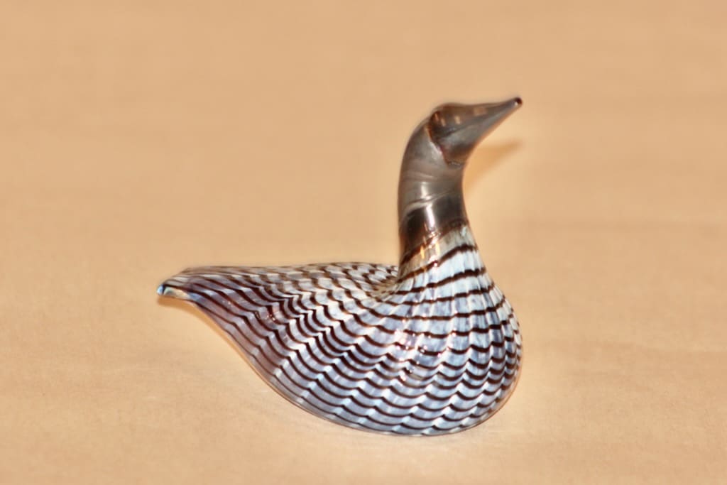 Nuutajärvi lintu Mustapää-uikku suunnittelija Oiva Toikka 2