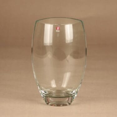 Iittala Leia maljakko vaaleanvihreä suunnittelija Tiina Nordström