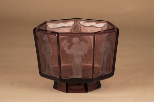 Riihimäen lasi malja Seitsemän veljestä suunnittelija Antti Salmenlinna