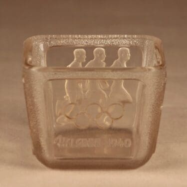 Riihimäen lasi Olympiamalja 1940 suunnittelija Antti Salmenlinna