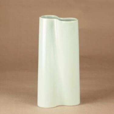 Arabia Model maljakko, vihreä, suunnittelija Pekka Paikkari, moderni