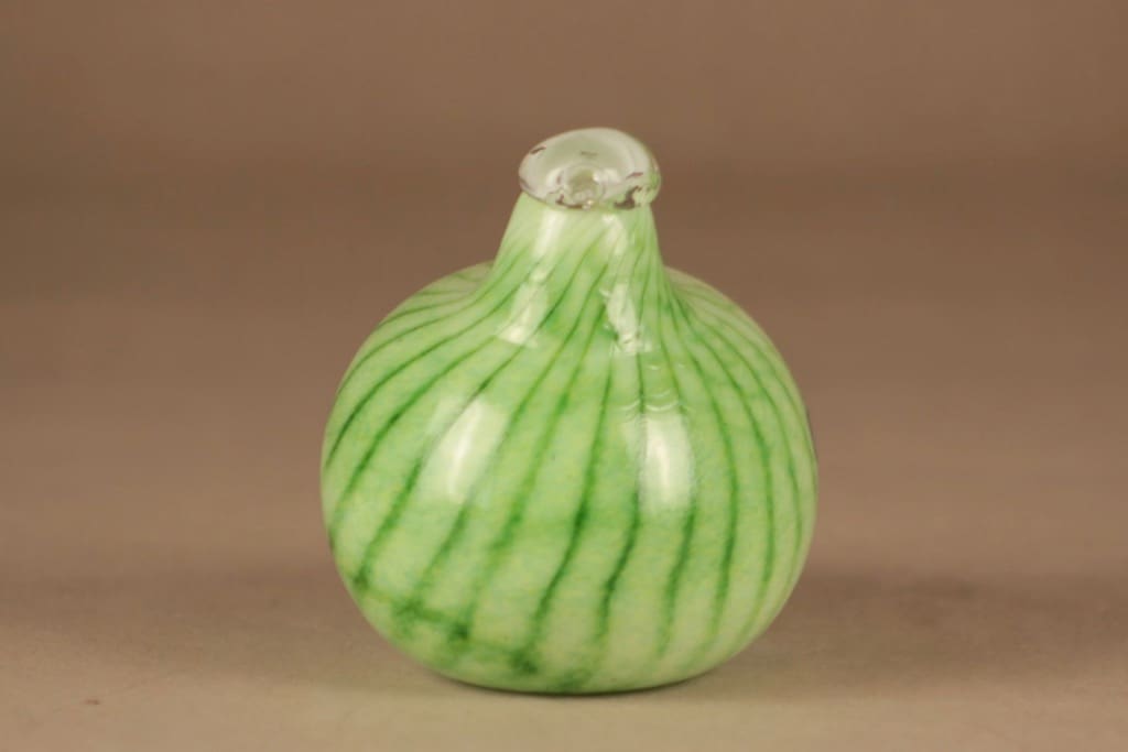 Nuutajärvi yrityslintu, signeerattu, suunnittelija Oiva Toikka, signeerattu kuva 3