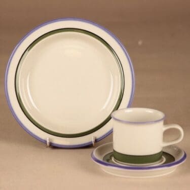 Arabia Selja kahvikuppi ja lautaset(2), vihreä, lila, harmaa, suunnittelija , raitakoriste