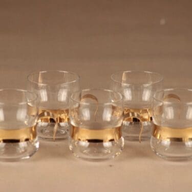 Iittala Paula glögilasi, kirkas, kulta, 4 kpl, suunnittelija Jorma Vennola, metalliotin