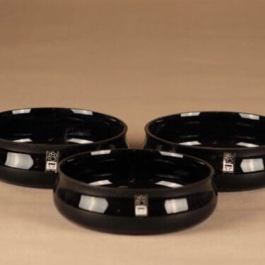 Riihimäen lasi Sesi kulho, musta, 3 kpl, suunnittelija Erkkitapio Siiroinen,