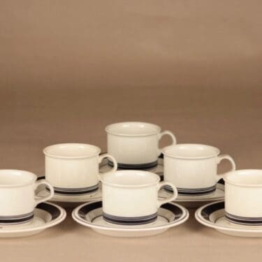 Arabia Faenza raita kahvikuppi, valkoinen, musta raita, 6 kpl, suunnittelija Peter Winquist, raitakoriste