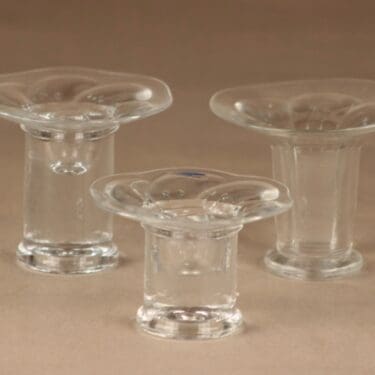 Nuutajärvi Lumme kynttilänjalka, kirkas, 3 kpl, suunnittelija Kerttu Nurminen,