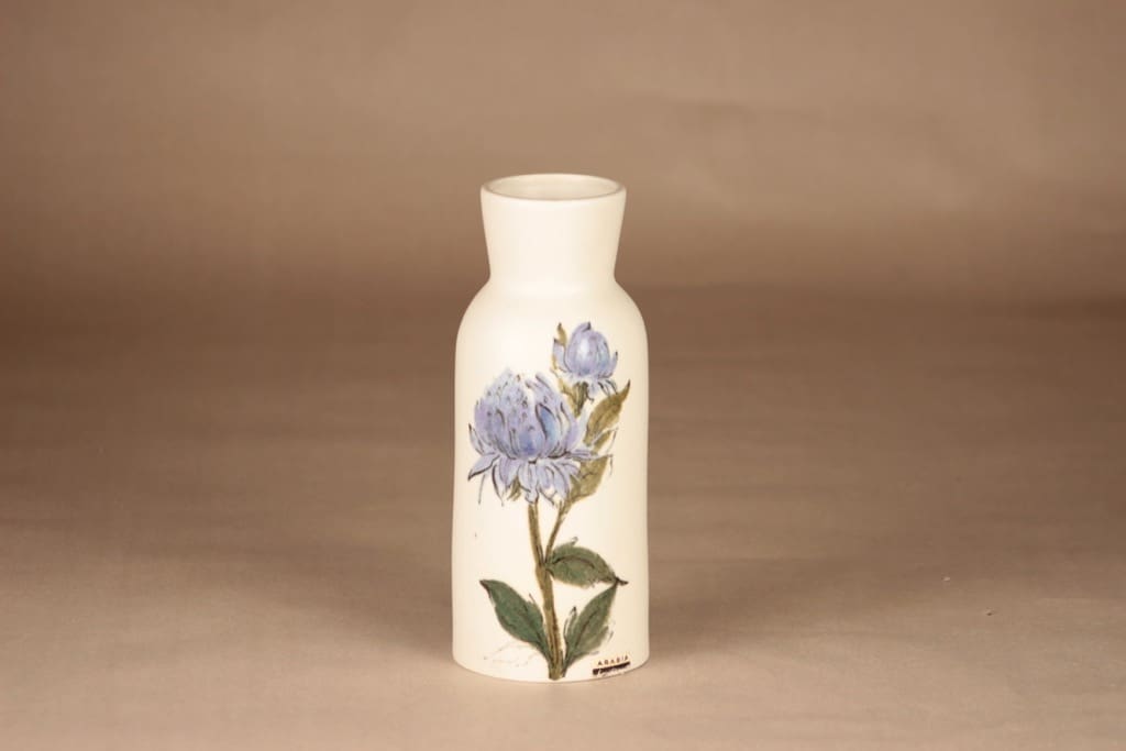 Arabia maljakko, käsinmaalattu, suunnittelija Hilkka-Liisa Ahola, käsinmaalattu, signeerattu, kukka