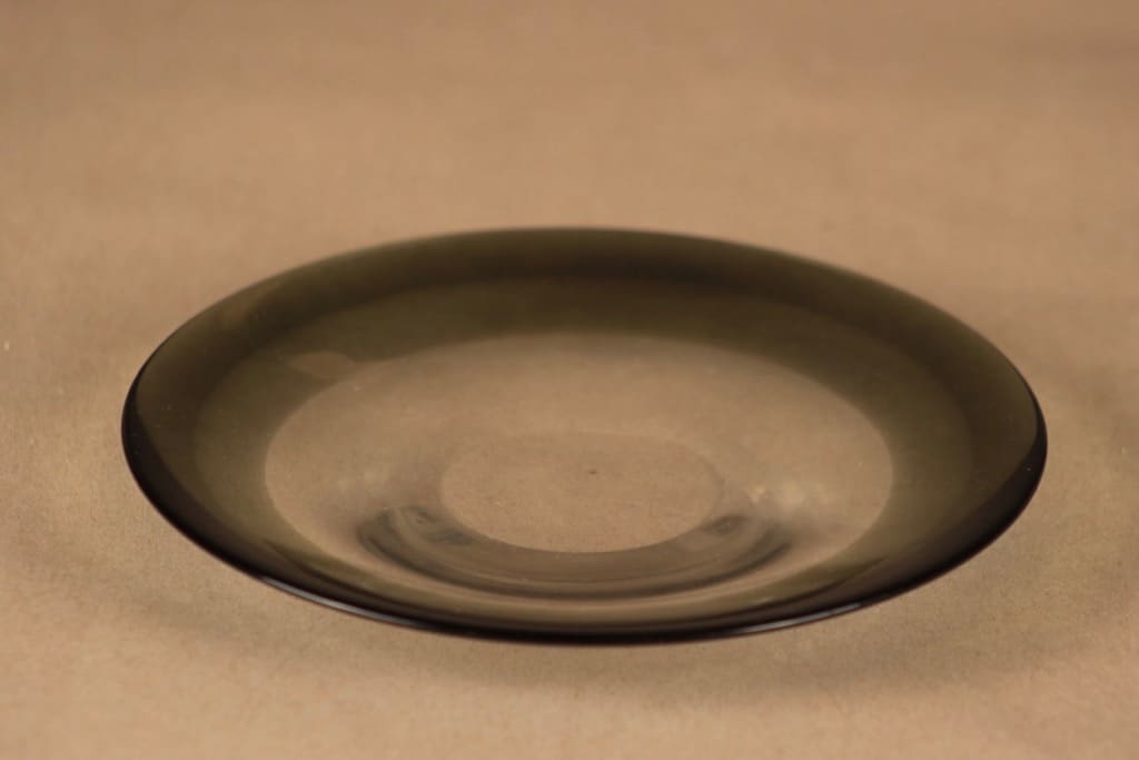 Iittala värireuna lautanen, kirkas, sammaleenvihreä reuna, 6 kpl, suunnittelija Timo Sarpaneva, 1 signeerattu kuva 2