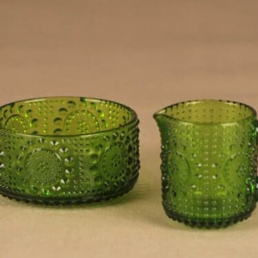 Riihimäen lasi Grapponia sokerikko ja kermakko, vihreä, suunnittelija Nanny Still,